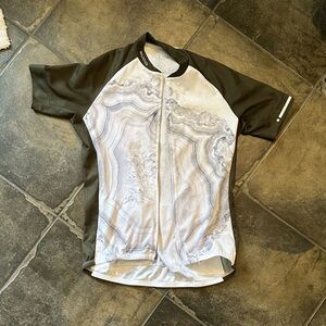 Sugoi road bike jersey size small